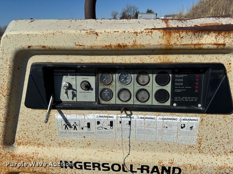 image for item EM3597 Ingersoll-Rand 185 air compressor