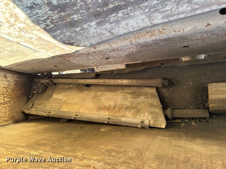 image for item EM3597 Ingersoll-Rand 185 air compressor