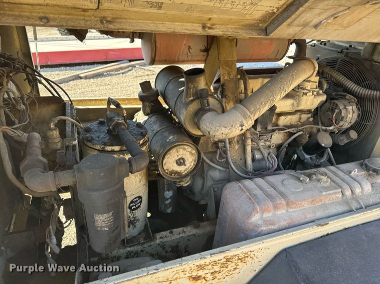 image for item EM3597 Ingersoll-Rand 185 air compressor