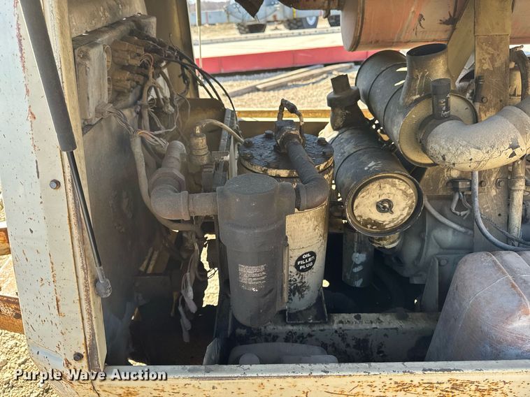 image for item EM3597 Ingersoll-Rand 185 air compressor
