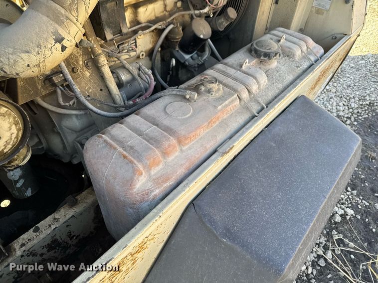 image for item EM3597 Ingersoll-Rand 185 air compressor