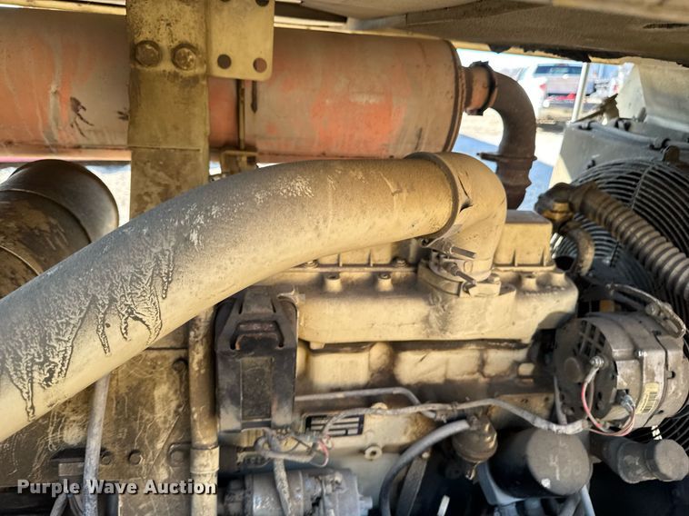 image for item EM3597 Ingersoll-Rand 185 air compressor