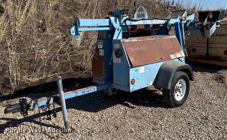image for item EM3598 2004 Genie TML-4000N light plant