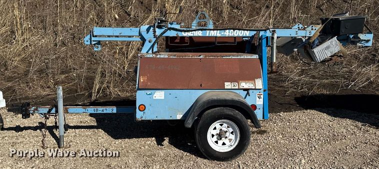 image for item EM3598 2004 Genie TML-4000N light plant