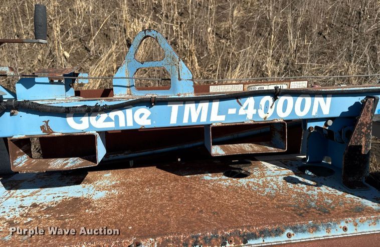 image for item EM3598 2004 Genie TML-4000N light plant