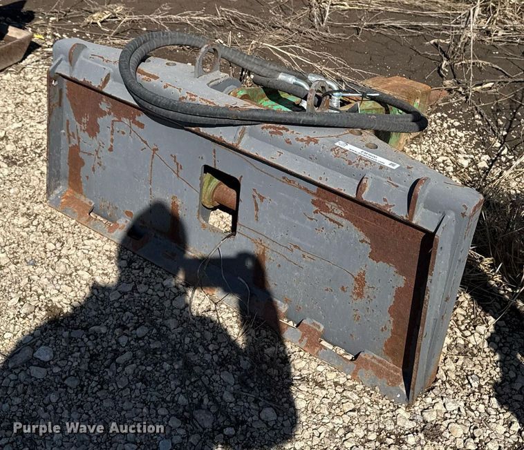 image for item EM3600 Skid steer breaker