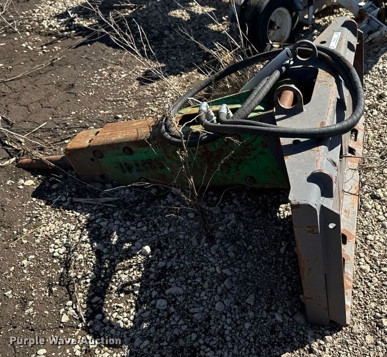 image for item EM3600 Skid steer breaker