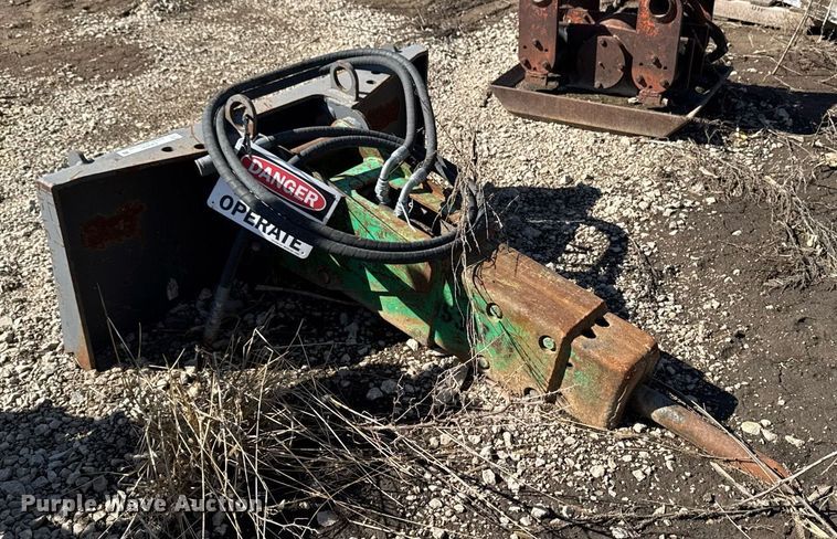 image for item EM3600 Skid steer breaker