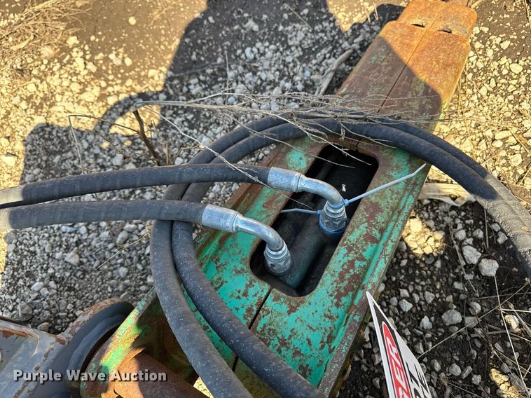 image for item EM3600 Skid steer breaker