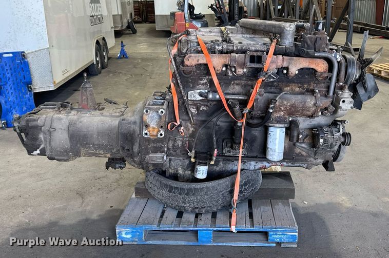 image for item EM3601 Cummins 855 engine