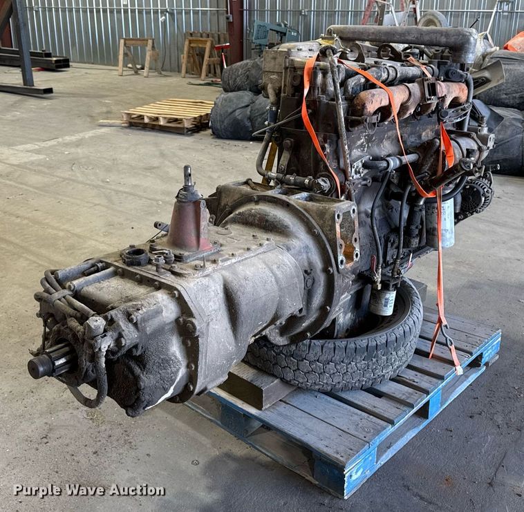 image for item EM3601 Cummins 855 engine