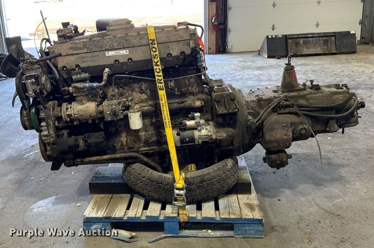 image for item EM3601 Cummins 855 engine