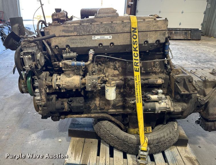 image for item EM3601 Cummins 855 engine