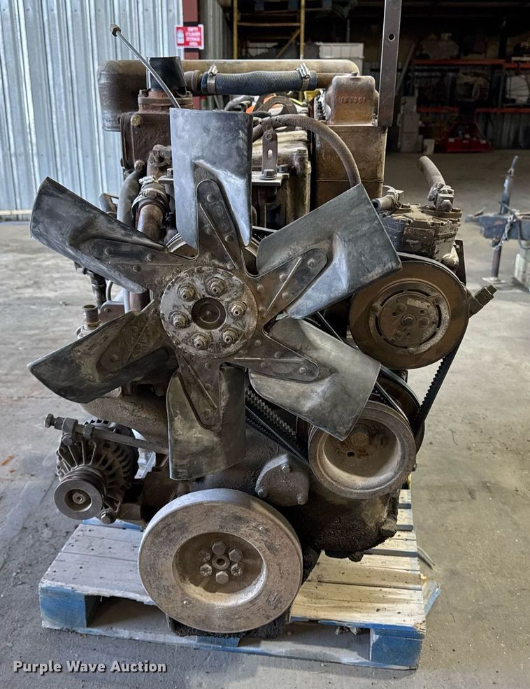 image for item EM3601 Cummins 855 engine