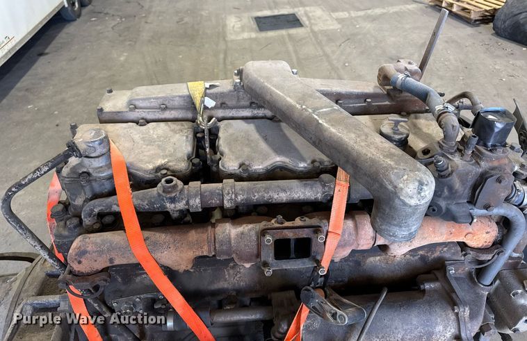 image for item EM3601 Cummins 855 engine