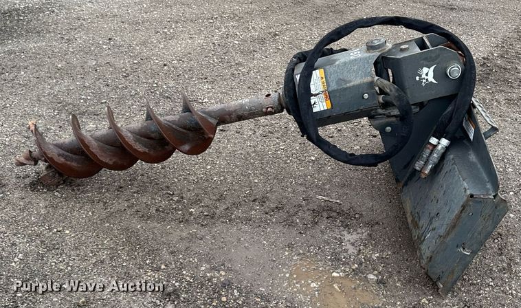 image for item EM3630 2016 Bobcat 15C Auger skid steer auger