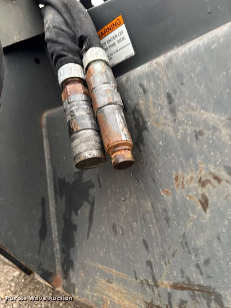 image for item EM3630 2016 Bobcat 15C Auger skid steer auger