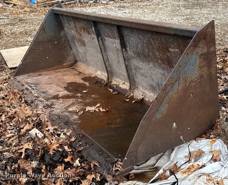 image for item EM3638 Haugen MSBT-96 telehandler bucket