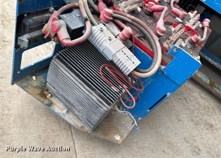 image for item EM3639 2016 Genie GS-1930 scissor lift