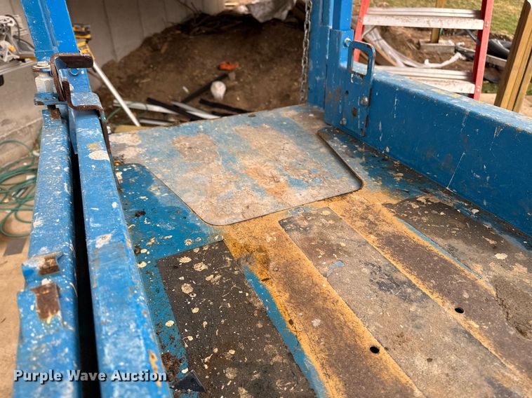 image for item EM3639 2016 Genie GS-1930 scissor lift