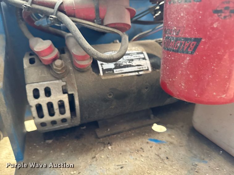 image for item EM3639 2016 Genie GS-1930 scissor lift