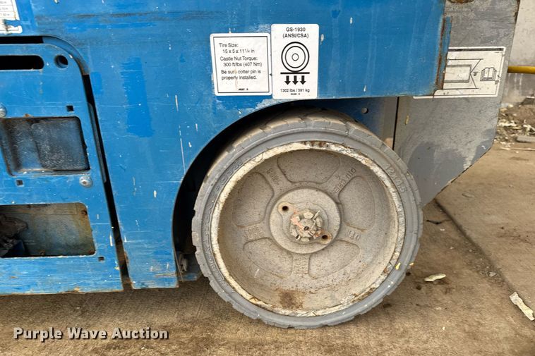 image for item EM3639 2016 Genie GS-1930 scissor lift