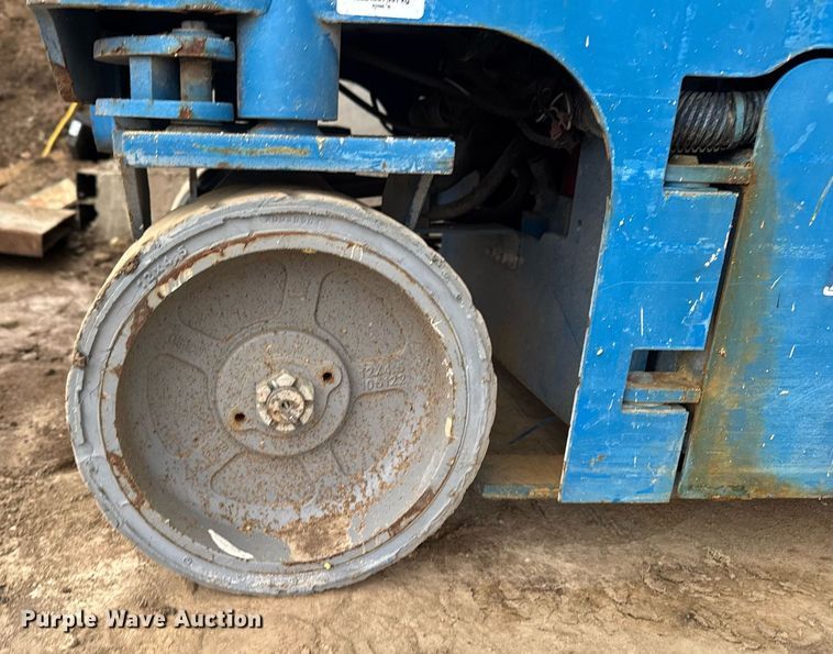 image for item EM3639 2016 Genie GS-1930 scissor lift