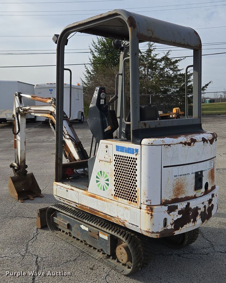 image for item EM6005 1993 Bobcat 320 mini excavator