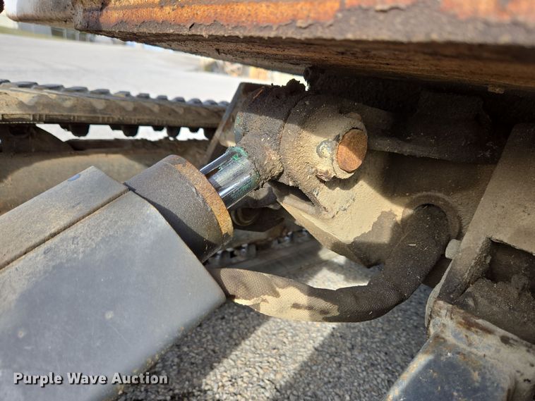 image for item EM6005 1993 Bobcat 320 mini excavator