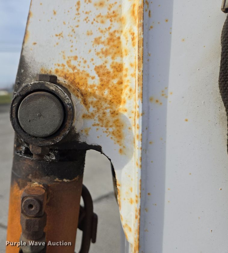 image for item EM6005 1993 Bobcat 320 mini excavator