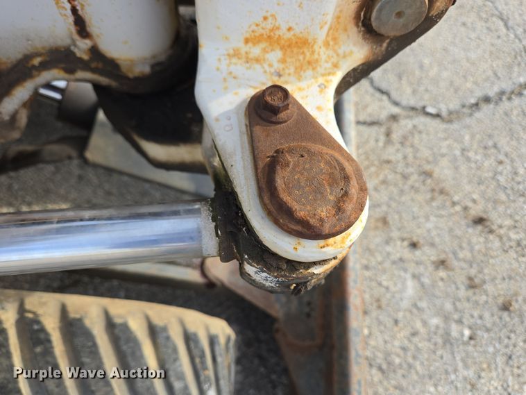 image for item EM6005 1993 Bobcat 320 mini excavator