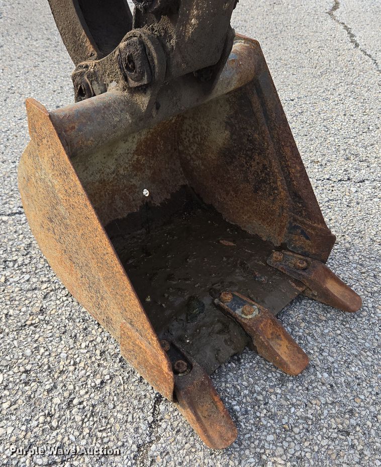 image for item EM6005 1993 Bobcat 320 mini excavator