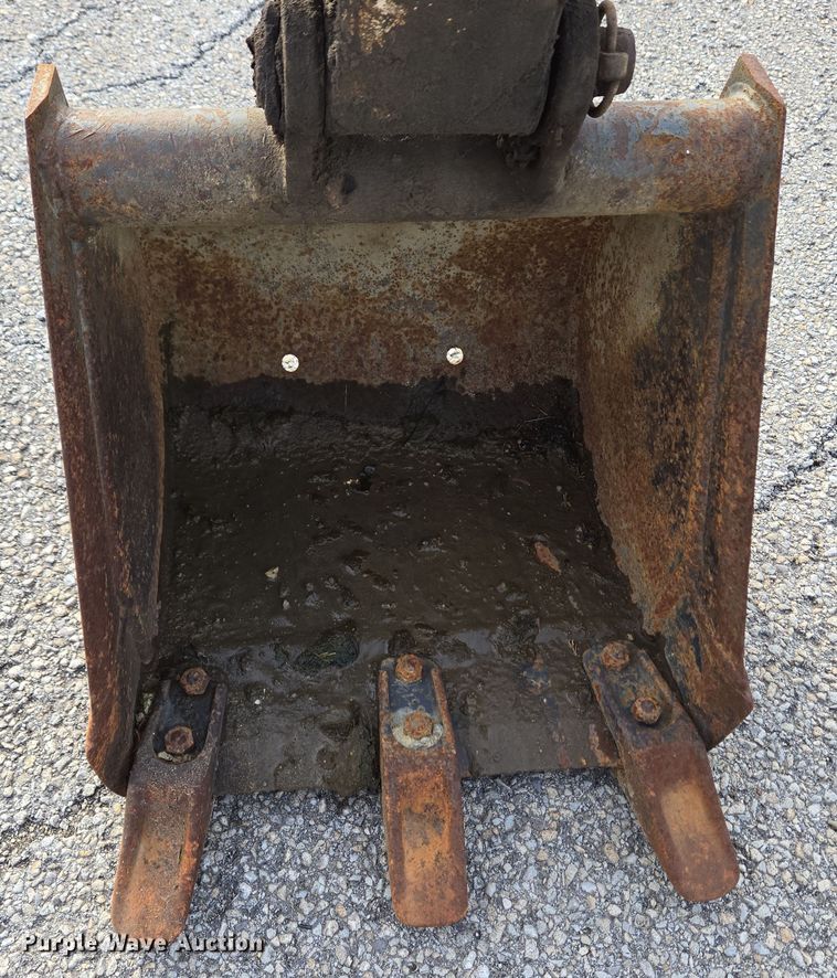 image for item EM6005 1993 Bobcat 320 mini excavator