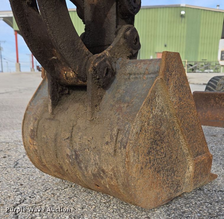 image for item EM6005 1993 Bobcat 320 mini excavator