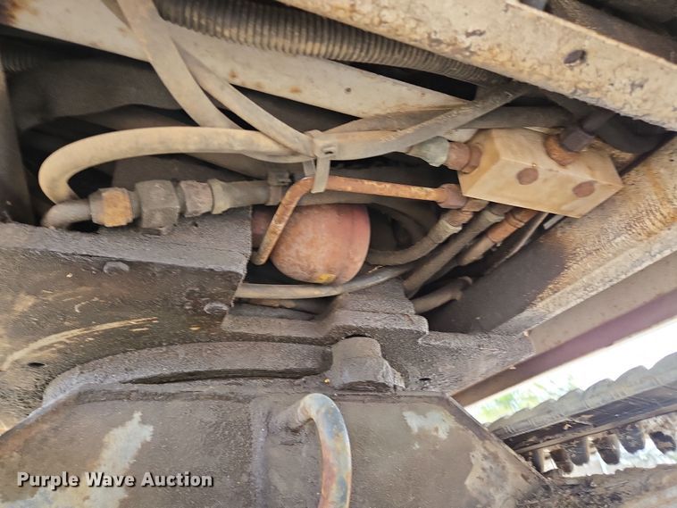 image for item EM6005 1993 Bobcat 320 mini excavator