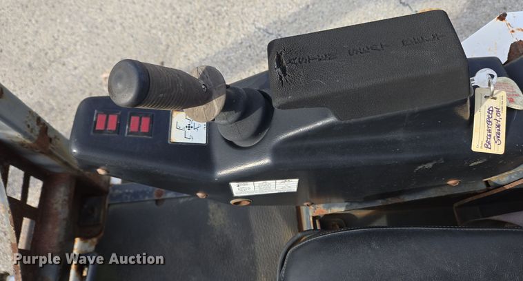 image for item EM6005 1993 Bobcat 320 mini excavator