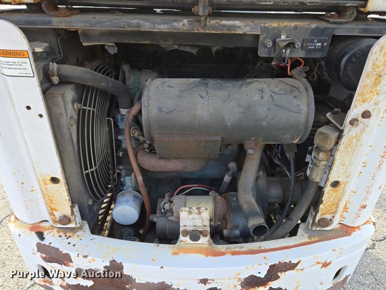 image for item EM6005 1993 Bobcat 320 mini excavator