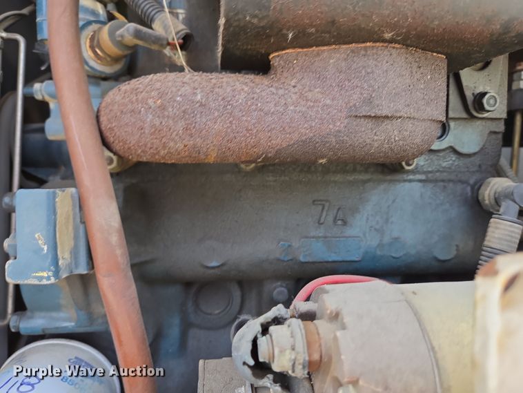 image for item EM6005 1993 Bobcat 320 mini excavator