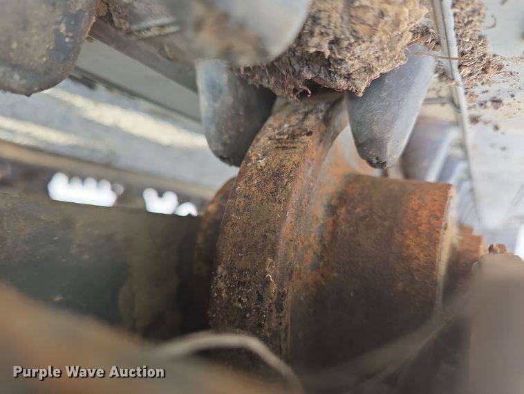 image for item EM6005 1993 Bobcat 320 mini excavator