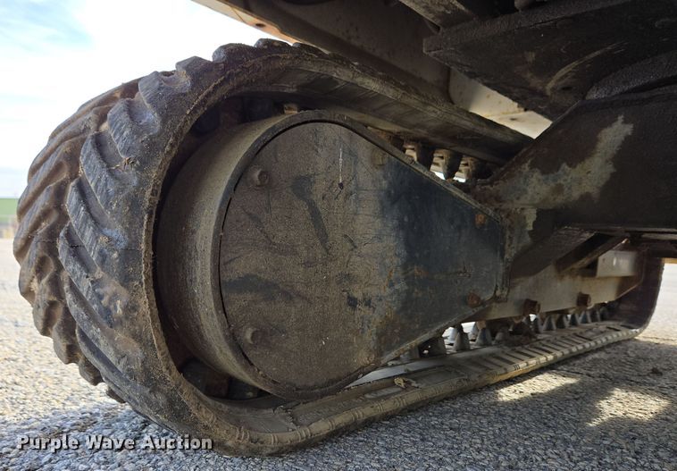 image for item EM6005 1993 Bobcat 320 mini excavator