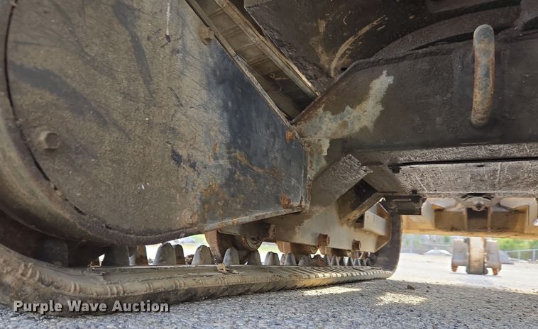 image for item EM6005 1993 Bobcat 320 mini excavator