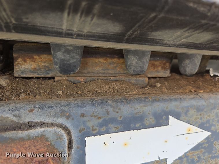 image for item EM6005 1993 Bobcat 320 mini excavator