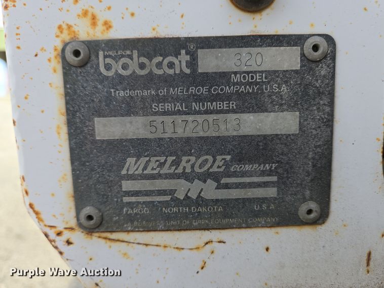 image for item EM6005 1993 Bobcat 320 mini excavator