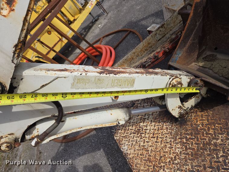 image for item EM6006 Nissan N-06SS mini excavator