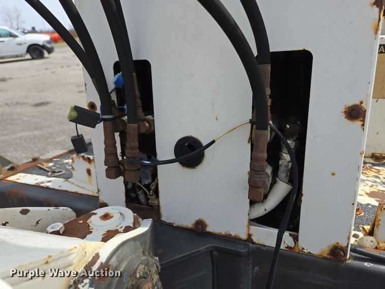 image for item EM6006 Nissan N-06SS mini excavator