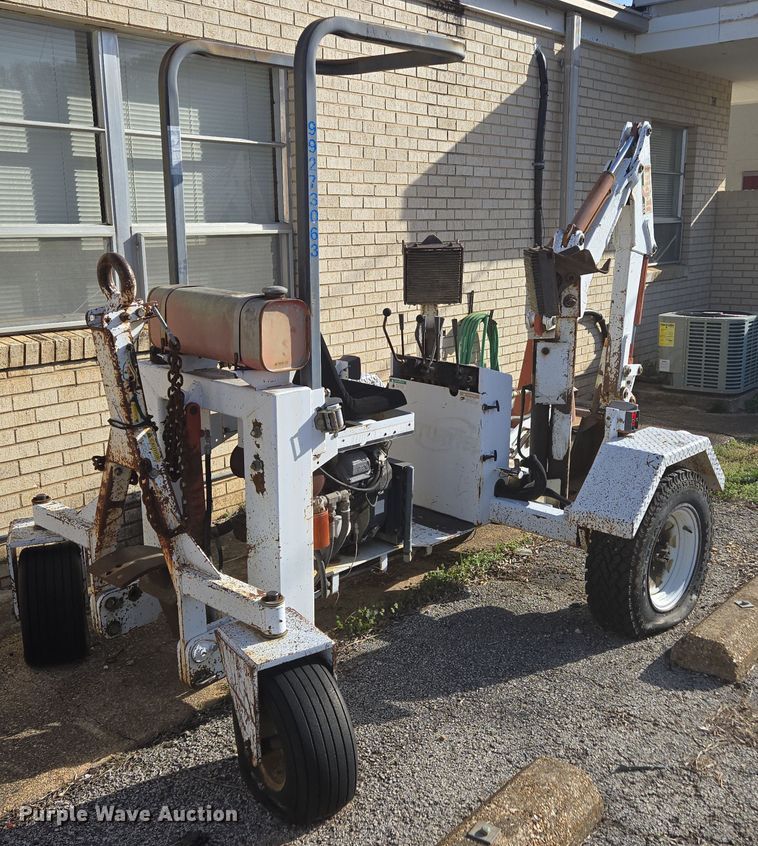 image for item EN3553 Dig-It 158 towable backhoe