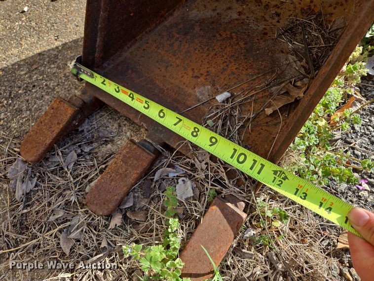 image for item EN3553 Dig-It 158 towable backhoe