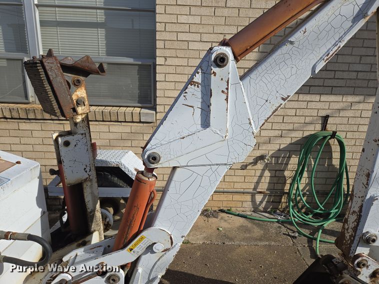 image for item EN3553 Dig-It 158 towable backhoe