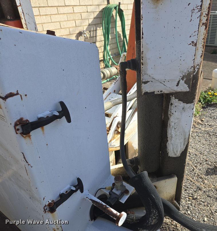 image for item EN3553 Dig-It 158 towable backhoe