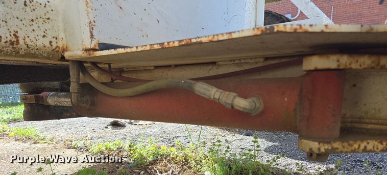 image for item EN3553 Dig-It 158 towable backhoe